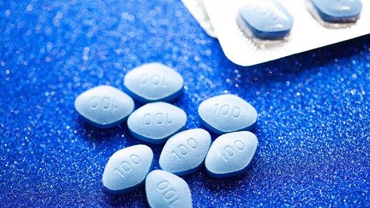 España decomisa a un cubano más de 200 pastillas de viagra: ¡hasta 30 mil euros de multa!