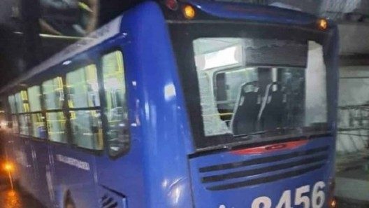 La Habana: apedrean tres ómnibus públicos