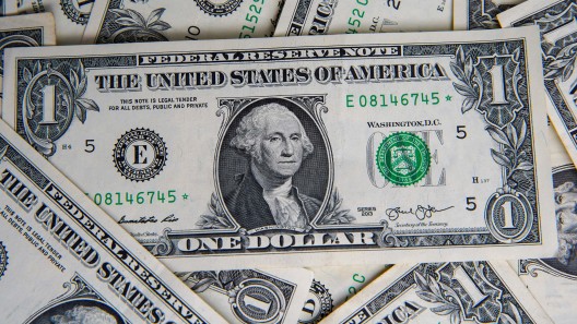 ¿Millonario sin saberlo? Revisa tus billetes de 1 dólar, algunos valen una fortuna