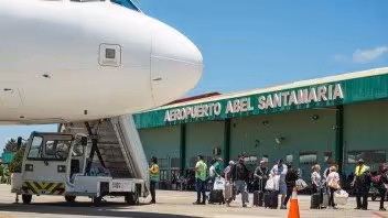 Solo dos aerolíneas volarán en julio a este importante aeropuerto cubano