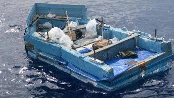 Rescatan a balseros cubanos en costas de México