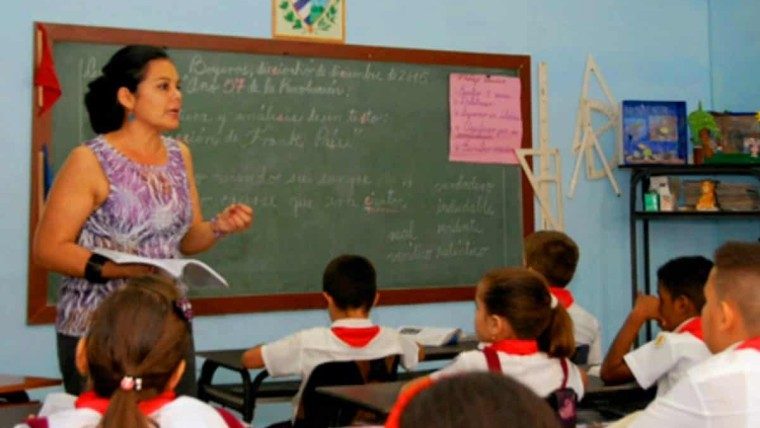 Reajustan horarios de clases ante largos apagones en Cuba