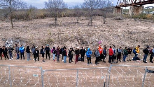 Alrededor de 18 mil migrantes cubanos lograron entrar a Estados Unidos solo en abril
