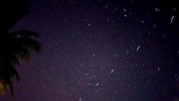 Extraño avistamiento de una hilera de luces en el cielo de Matanzas
