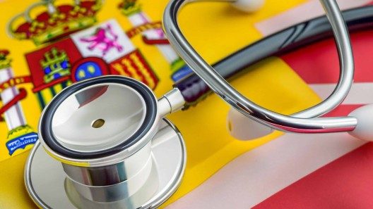 Detienen a falso médico cubano en España: suplantó identidad en clínica privada