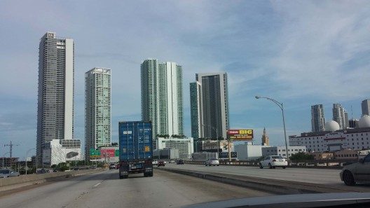 Miami: cierre total de la autopista Dolphin Expressway en este sentido