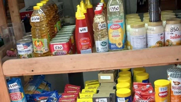 Sigue bajando el dólar en Cuba: ¿y los precios de los productos?