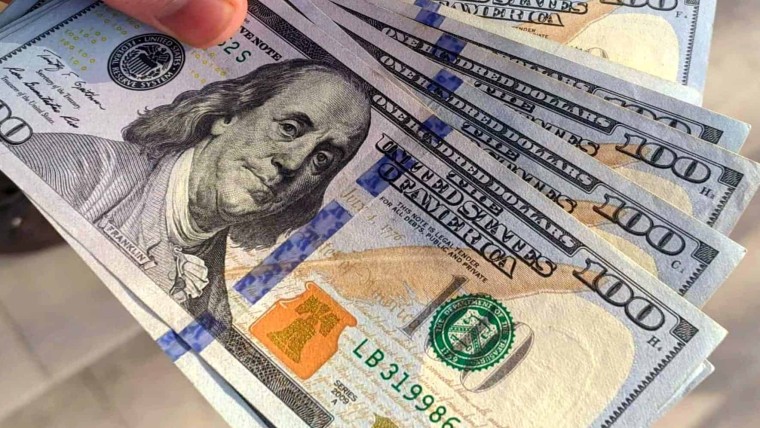Sigue cayendo el precio del dólar y del euro. Tasas de cambio en Cuba hoy