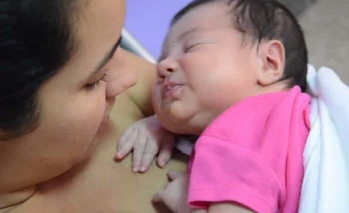 Ya entró en vigor: Cuba amplía la licencia por maternidad a 15 meses