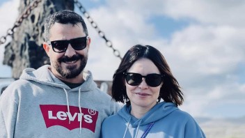 Actor cubano Roberto San Martín y su familia se mudan a Estados Unidos 