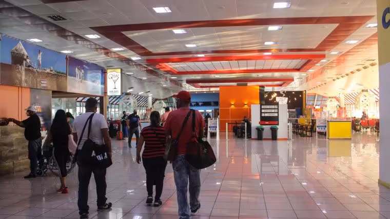 aeropuerto habana aire acondicionado