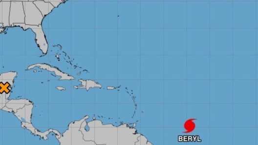¡Atención cubanos! Beryl ya es un Huracán y llegará muy fortalecido al Caribe