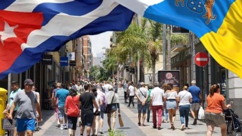 Canarias es cada vez más cubana: Cuba lidera lista de países con mayor cantidad de nacionalizados españoles
