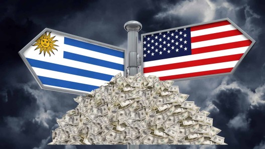 ¿Cuánto le cuesta en dólares a un cubano la ruta de Uruguay a Estados Unidos?