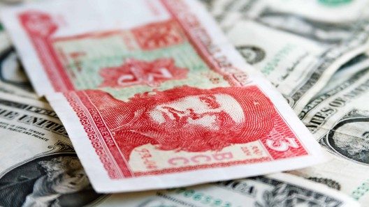 ¿Cuánto gana realmente un cubano? Las cifras oficiales no cuadran