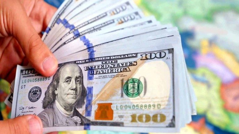 El dólar sigue perdiendo valor. Tasa de cambio informal también marca descenso del EURO y la MLC en Cuba hoy