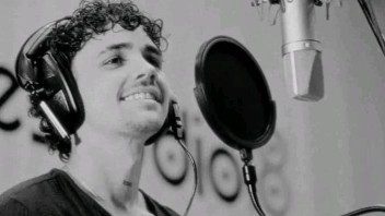 El «José José cubano», Elioveliz Pérez, emociona a sus seguidores tras exitoso concierto