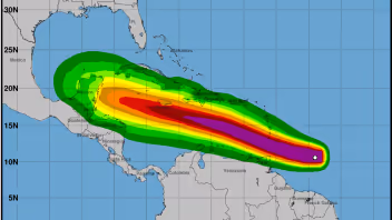 Huracán Beryl se fortalece a Categoría 4: Se esperan condiciones peligrosas en las Islas de Barlovento