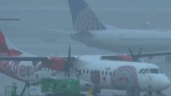 Inundaciones paralizan el sur de Florida: carreteras cerradas, vuelos cancelados y retrasos