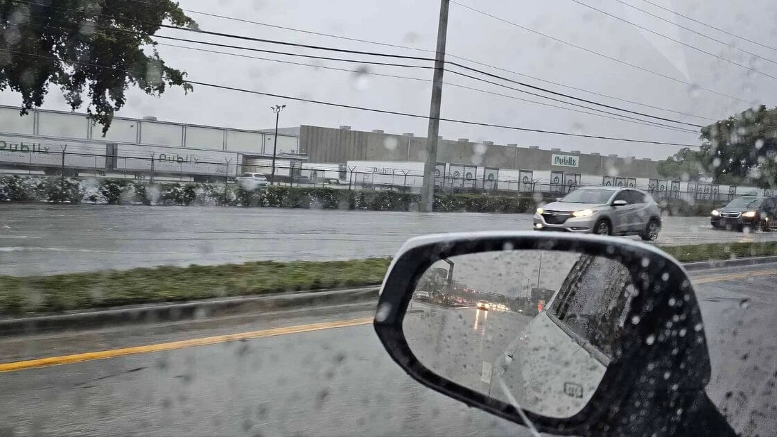 Inundaciones en el sur de Florida: lluvias y Mareas Rey coincidirán este fin de semana