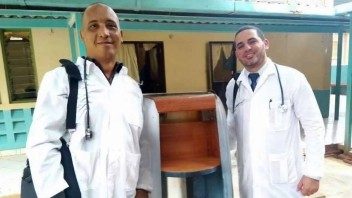 Médicos cubanos podrían estar vivos: Estados Unidos niega muertes de civiles en su ataque de febrero pasado