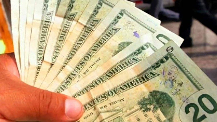 Significativo bajón en el precio del dólar y del euro en Cuba hoy. Tasas de cambio