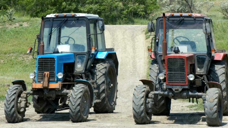 Gobierno cubano triplica el precio de los tractores que vende a los agricultores