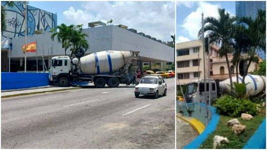 Choca una concretera contra el Hotel Habana Libre