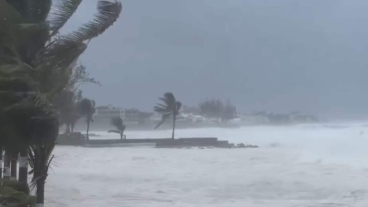 Aviso de Ciclón Tropical en Cuba. Pronóstico del Insmet para HOY