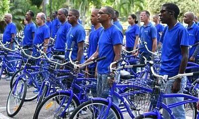 bicicletas trabajadores correos cuba