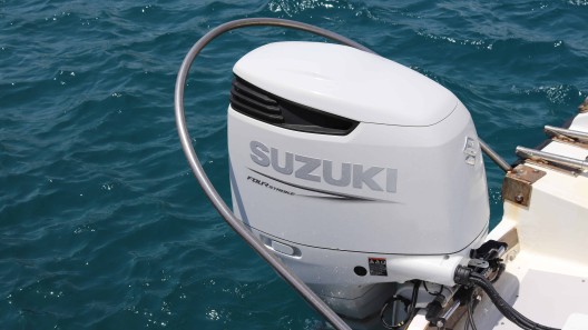 Desde HOY cubanos pueden importar motores de barco de más potencia. Precios de Aduana