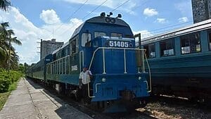 Un tren y dos plantas eléctricas quedan paralizados por robos de combustible en Cuba