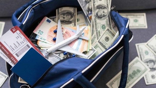 Límite de efectivo para salir de Cuba rumbo a este país