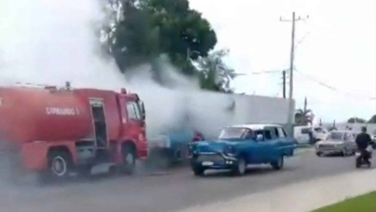 Incendio de camión en la Vía Blanca de La Habana
