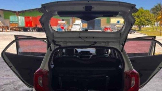 Nuevas medidas para la importación de autos a Cuba: se amplía al sector estatal y se limita al privado