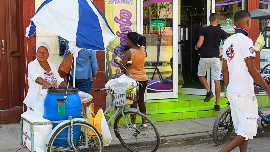 ¡Todos se van! En un año Cuba perdió casi el 20% de su población