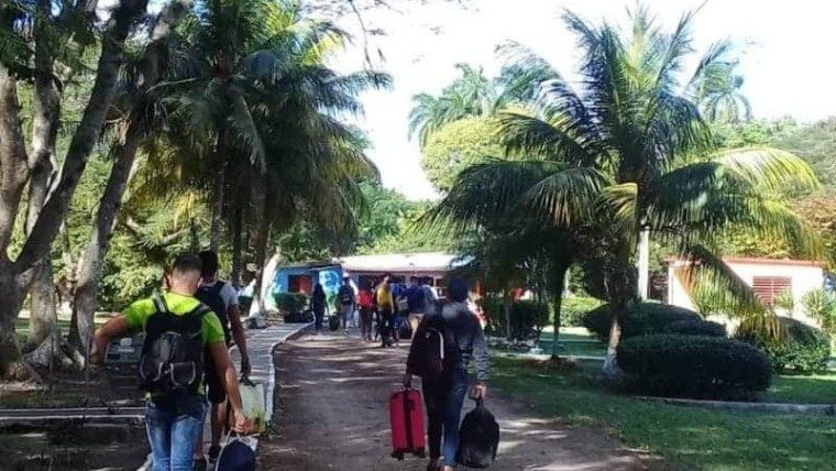 Transporte público para campismos en Cuba, a partir del 3 de julio