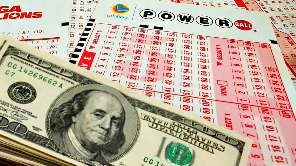 Un boleto de Powerball se lleva $1,040 millones de dólares: estos son los números