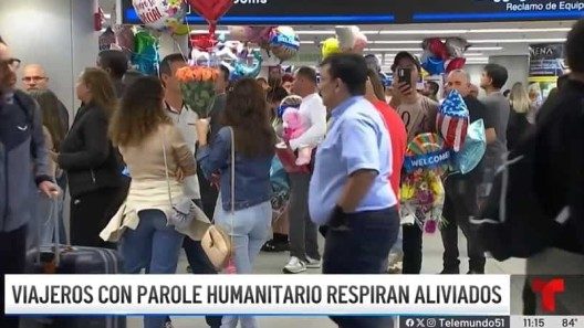 Parole: cubanos con permisos de viaje activos llegan a EEUU