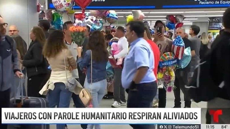 Parole: cubanos con permisos de viaje activos llegan a EEUU