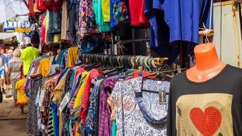 Gobierno cubano publica lista de 125 actividades prohibidas para Mipymes