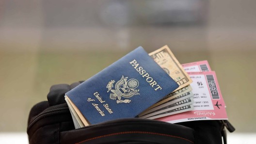 American Airlines informa sobre cambios en el equipaje de mano