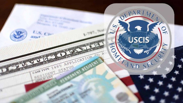USCIS advierte sobre pagos de procedimientos migratorios con Western Union, MoneyGram o PayPal