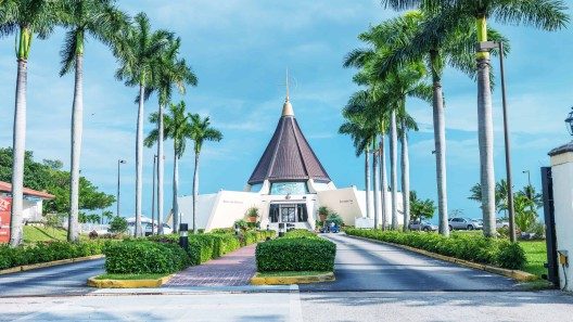 Miami celebra a la Patrona de Cuba, la Virgen de la Caridad, de esta manera.