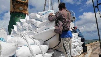 MINCIN informa sobre descarga de 2044 toneladas de arroz correspondiente al mes de septiembre