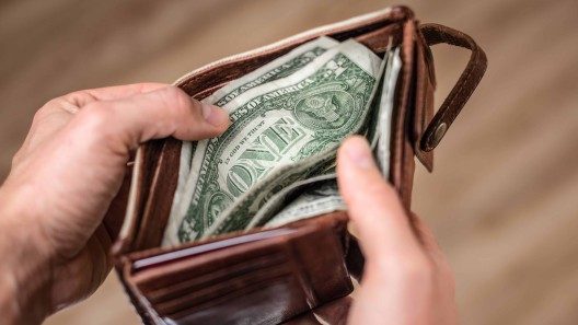 Precio de las divisas en Cuba: ¿Cómo inicia esta semana? Tasa informal y oficial del dólar, euro y MLC