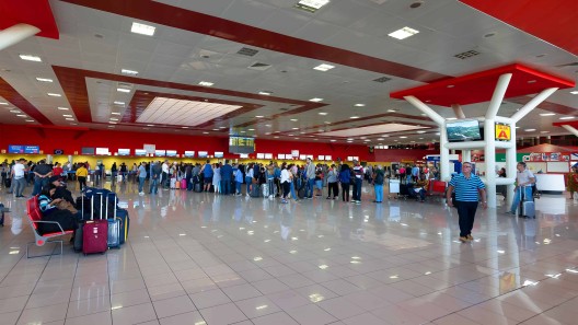 ¿Qué vuelos cancelaron en aeropuertos cubanos este mes?