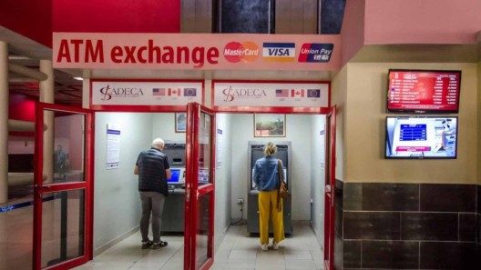 Restricciones de Aduana y límite de dinero que puedes entrar y sacar de Cuba