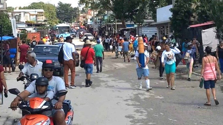 Anuncian cierre del área comercial La Güinera en La Habana