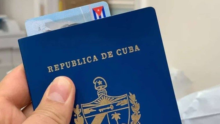 Estas son las medidas vigentes del pasaporte cubano